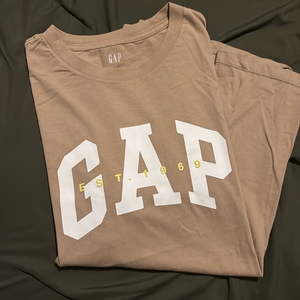 Gap Nude T Shirt